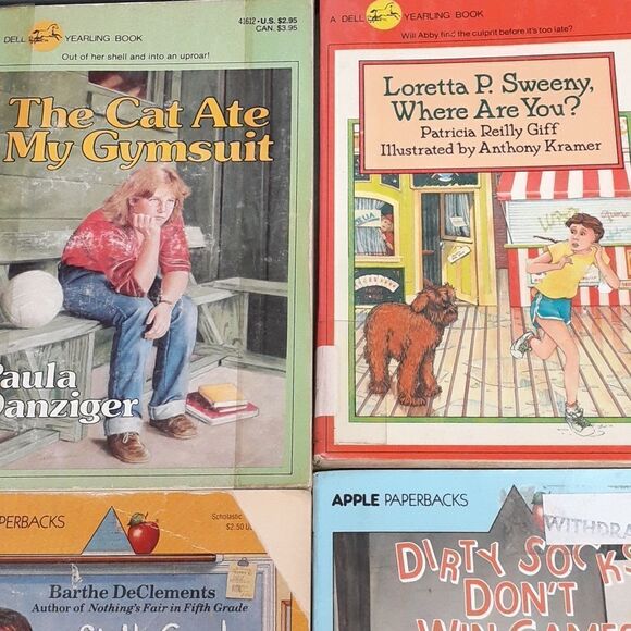 11 assorted vintage apple paperbacks and Dell yearling books - Picture 2 of 12